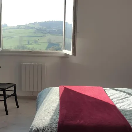 Au Cretet Vue Campagne Proche Aiguebelette Apartamento La Bridoire